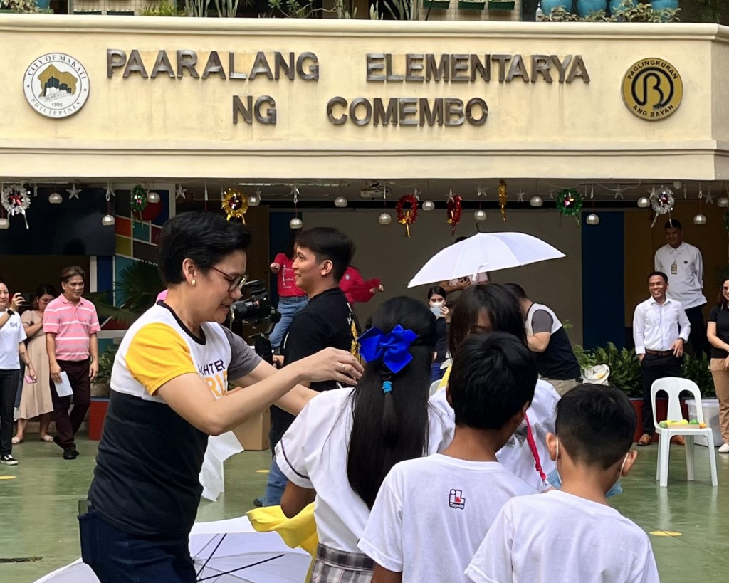 Palarong Pinoy at the Comembo Elementary School